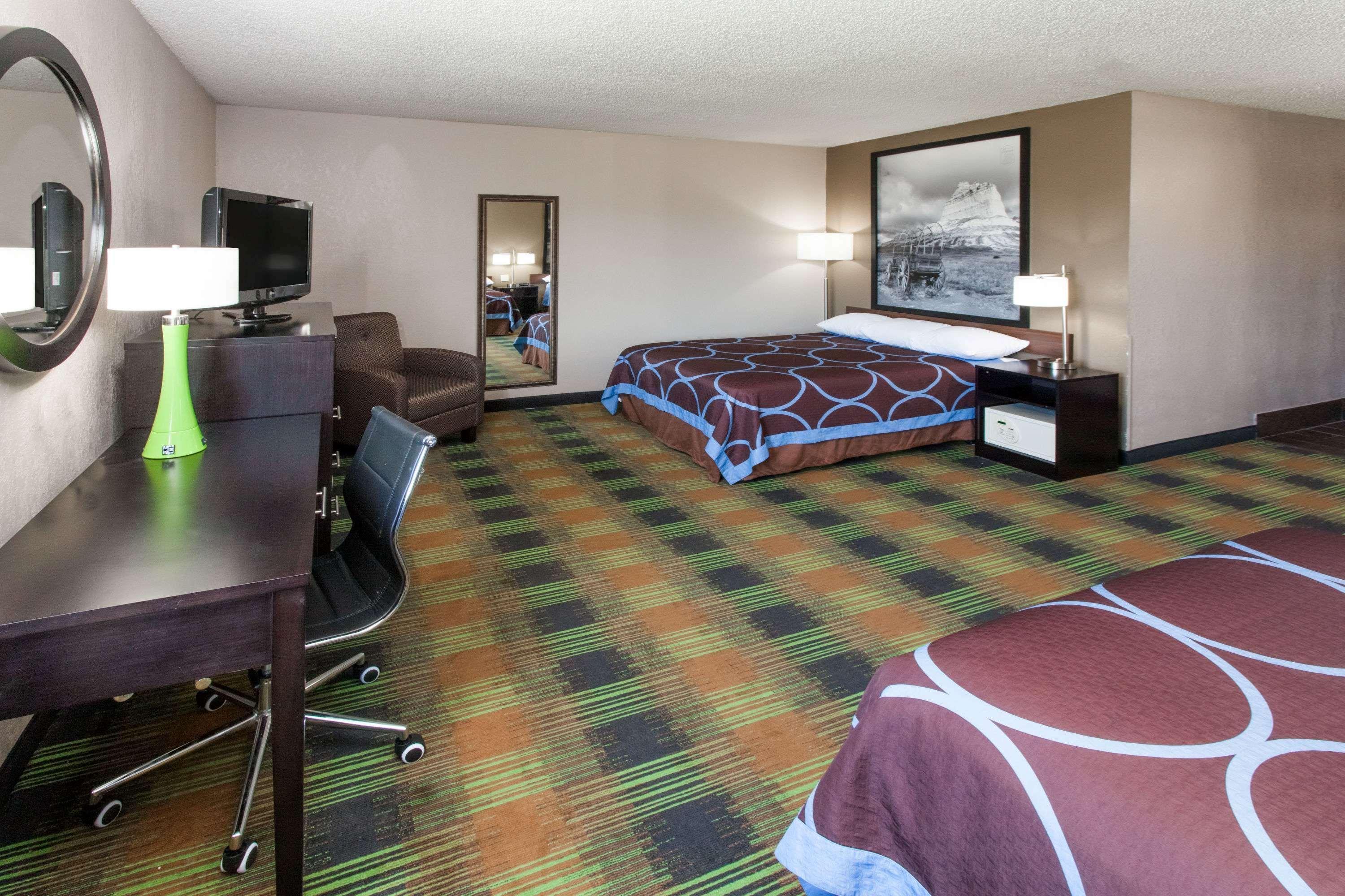 Hotel Super 8 By Wyndham Keokuk Exterior foto